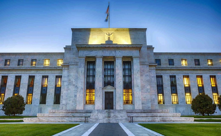 Bitcoin's Modest Rise is Halfwayed, Price Drops Below $61,000