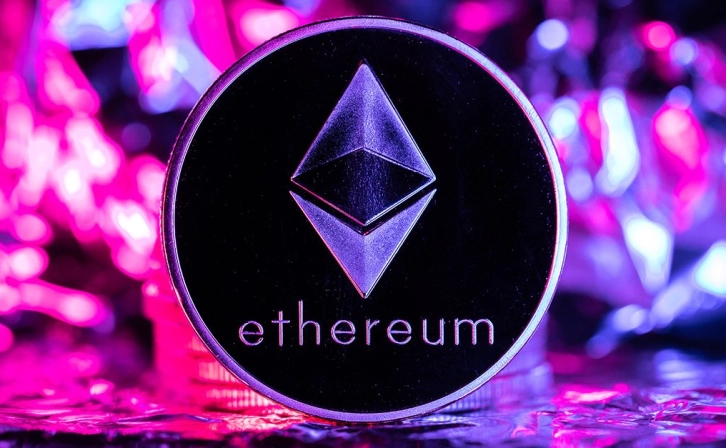 Ethereum at a Crossroads: Bearish or Bullish?