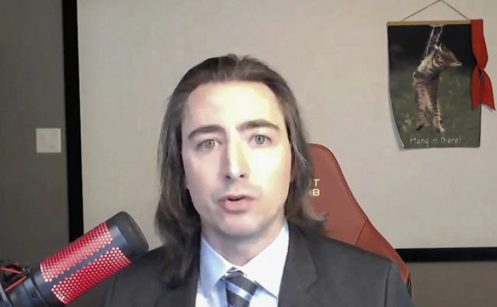 Will "The Roaring Kitty" Become a Billionaire?